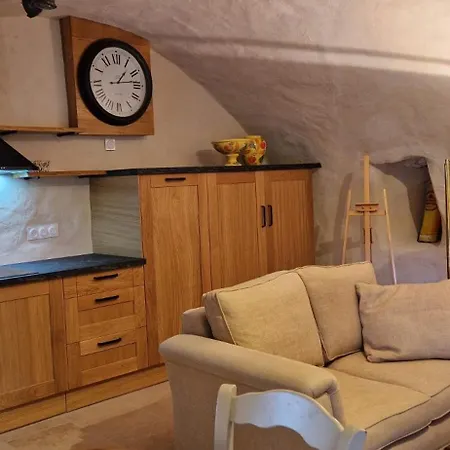 L' Authentique-cave Apartamento